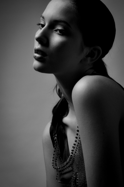 Photograph Adrien De Bontin Vanessa on One Eyeland